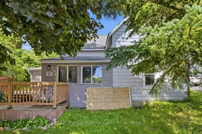 11 Parks Street, Greater Napanee, On K7r 3c1