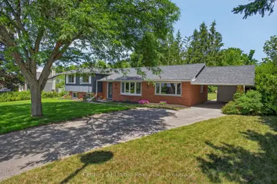 12 Stewart Drive, Selwyn, On K0l 2h0