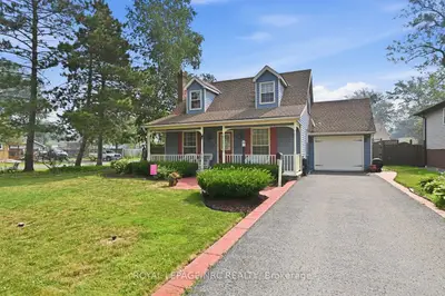 Detached in Fort Erie