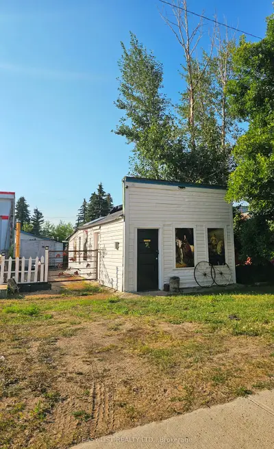 Vacant Land in Out of Area
