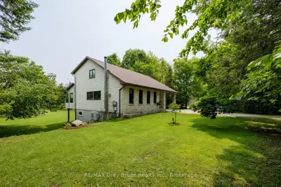 1033 Bruce Road 9, South Bruce Peninsula, On, N0h 2t0