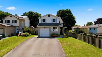 Detached in Cambridge