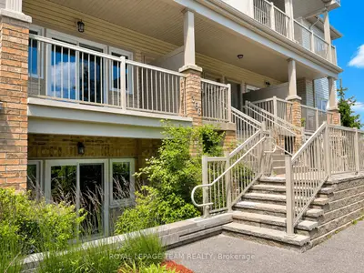 Condo Apartment in Blossom Park - Airport and Area