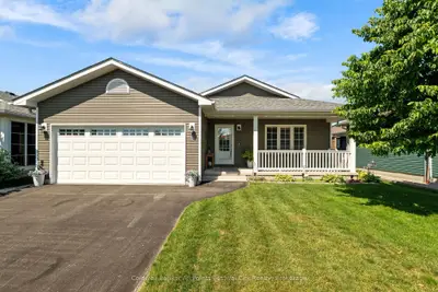 11 Windward Way N, Ashfield-colborne-wawanosh, On N7a 0b2