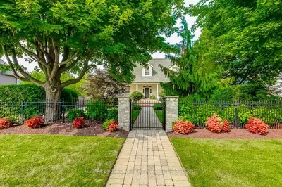377 Johnson Street, Niagara-on-the-lake, On L0s 1j0