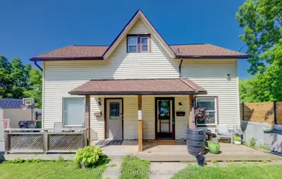 127 Henderson Street, Cambridge, On N3c 2g3