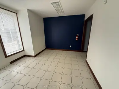 101 Hunter Street E Main Floor Unit, Hamilton, On L8n 1m5
