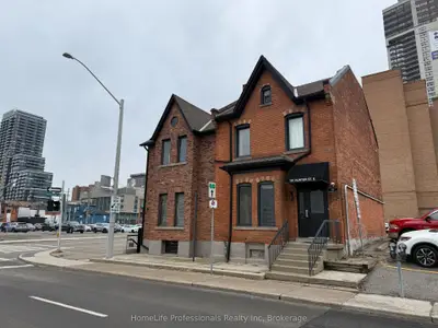101 Hunter Street E Main Floor Unit, Hamilton, On L8n 1m5