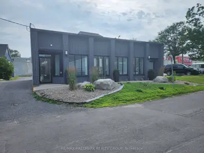 69 Kempster Avenue 4, Britannia - Lincoln Heights And Area, On K2b 6m2