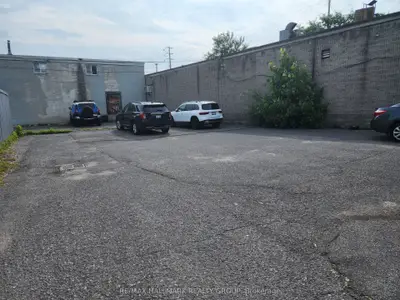 69 Kempster Avenue 2b, Britannia - Lincoln Heights And Area, On K2b 6m2