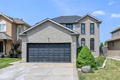 21 Springgarden Crescent, Hamilton, On L8j 2s5
