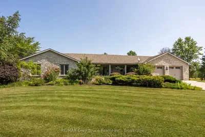 913 27th Street W, Georgian Bluffs, On N4k 5n4