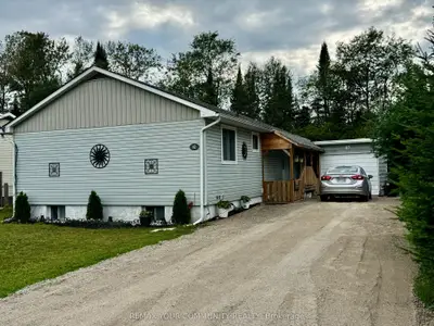 42 Sprucedale Street, Highlands East, On K0l 1m0