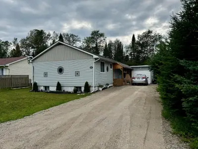 42 Sprucedale Street, Highlands East, On K0l 1m0