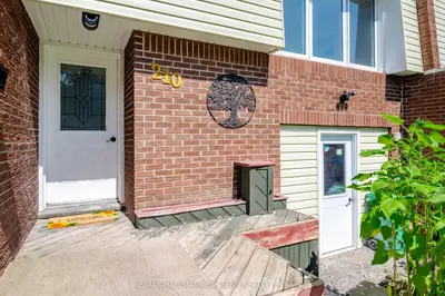 210 Maxwell Avenue, Peterborough, On K9j 1b5