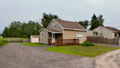 1230 Douglas Street, North Bay, On P1b 5r1