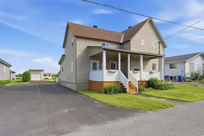 Detached in Alfred and Plantagenet