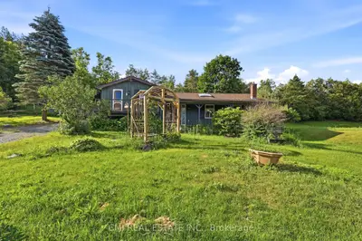 8 Jakeman Street, Kawartha Lakes, On L0a 1a0