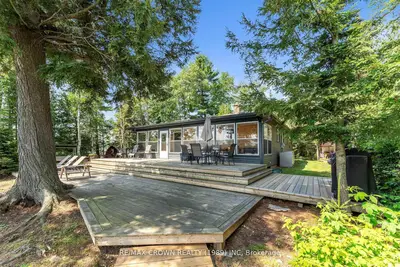 71 Northwoods Drive C Island, East Ferris, On P0h 1k0