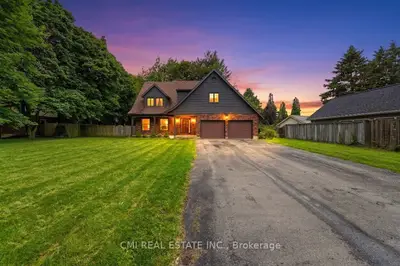 Detached in Waterloo