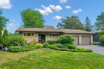 Detached in Alta Vista and Area