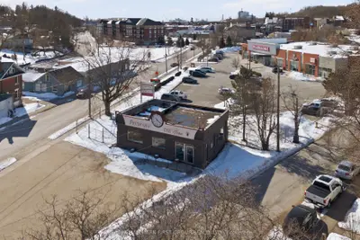 84 Ontario Street, Port Hope, On L1a 2t8