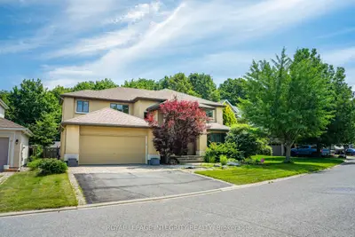 Detached in Kanata