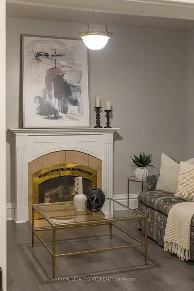 90 Blake Street, Hamilton, On L8m 2s6