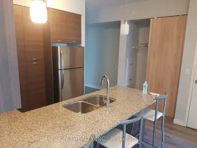 318 Spruce Street 1405, Waterloo, On N2l 3m7