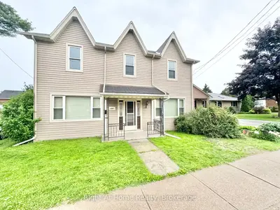 216 HATT Street, Hamilton, ON L9H 2G8