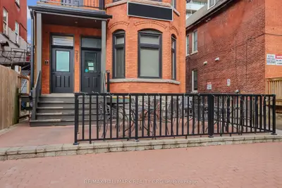 381 Cooper Street, Ottawa Centre, On K2p 0g8