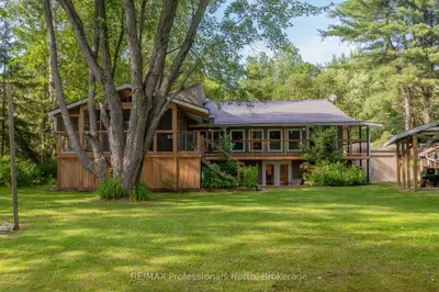 55 Glen Acres Road, Huntsville, On P1h 1n6