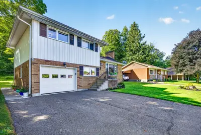 241 WADE Avenue, Renfrew, ON K7V 2N5