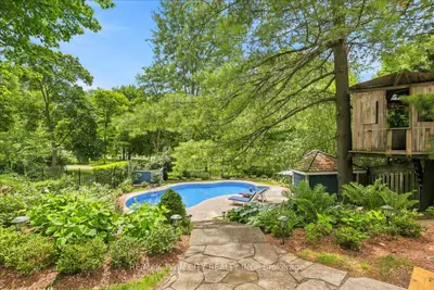 Detached in Waterloo