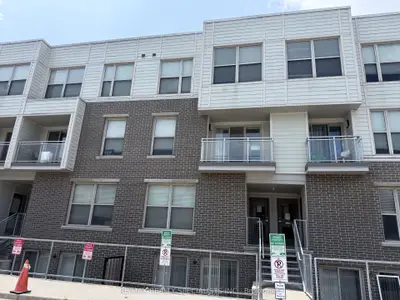 Condo Townhouse in Waterloo