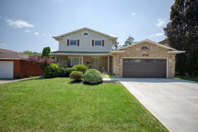 7362 Woodgate Street, Niagara Falls, On L2j 3z6