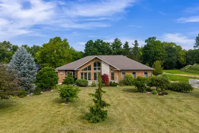 10965 River Line, Chatham-kent, On N7m 5j4