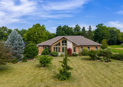 10965 River Line, Chatham-kent, On N7m 5j4