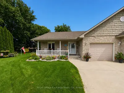 Att/Row/Townhouse in Kincardine