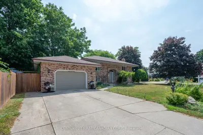 11 WATER Street, Lambton Shores, ON N0N 1J0
