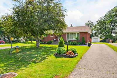 Detached in Greater Napanee