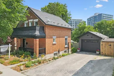 Detached in Guelph