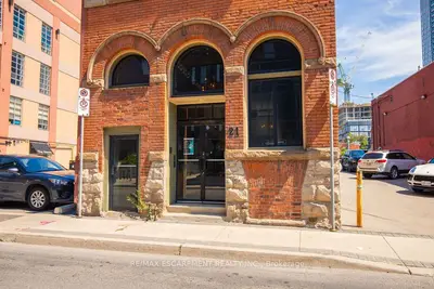 21 Rebecca Street, Hamilton, On L8r 1b3