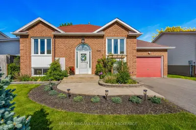 Detached in Fort Erie