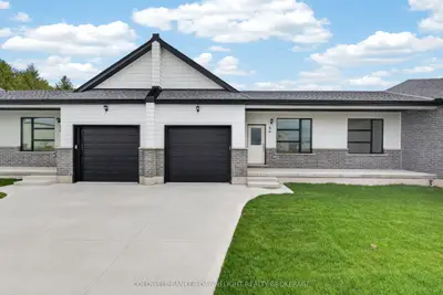 54 Moonlight Court, Central Huron, On N0m 1l0