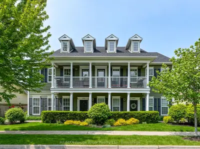Condo Apartment in Cobourg