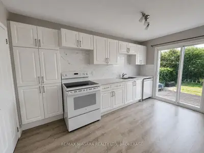 24 Union Street Unit 2, St. Catharines, On L2s 2r2