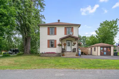 9 Spruce Street, South Glengarry, On K0c 1n0