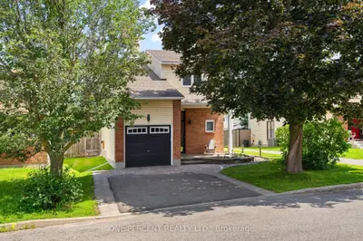 8 Rastila Crescent, Hunt Club - South Keys And Area, On K1t 2c6