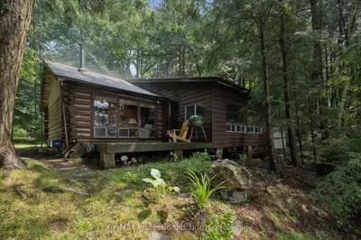 Detached in Bracebridge